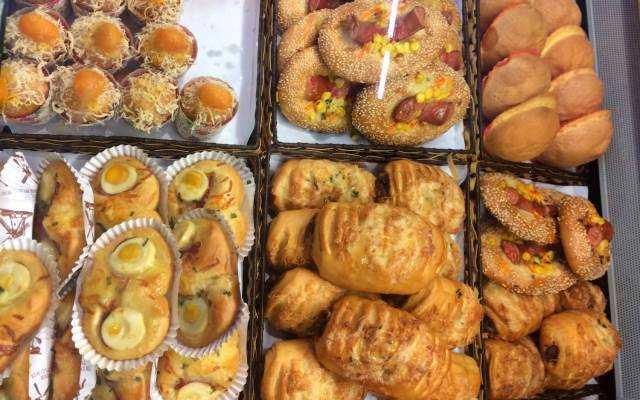 Tiệm Bánh Hải Hà Bakery