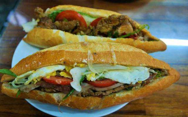Tiệm Bánh Hùng Dung - Bánh Mì Hà Nội - Lương Định Của