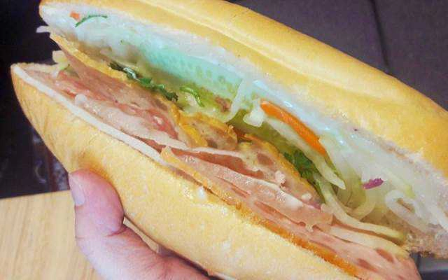 Tiệm Bánh Hương Lan Bakery - Kim Mã
