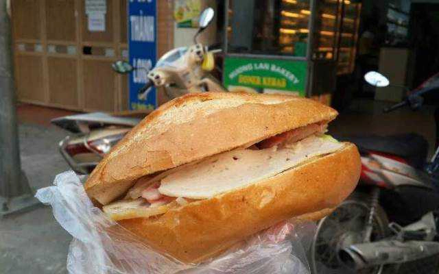 Tiệm Bánh Hương Lan Bakery - Tôn Đức Thắng