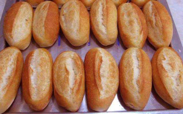 Tiệm Bánh Lò Bánh Mì Minh Tâm