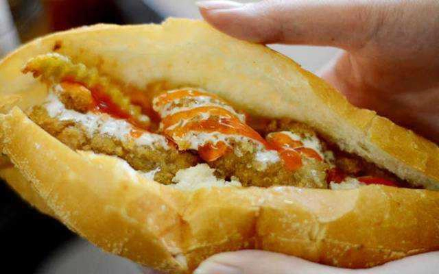 Tiệm Bánh Lò Bánh Mì Ngọc Quân