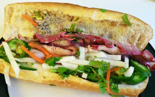 Tiệm Bánh Lò Mì Đồng Lập