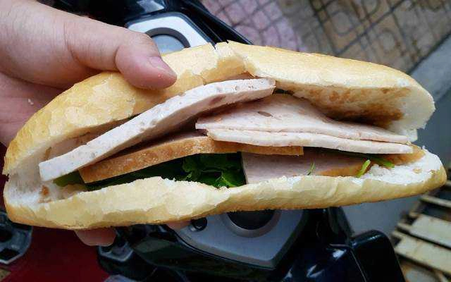 Tiệm Bánh Luân Thoan - Lò Bánh Mì