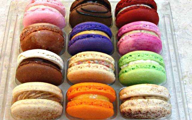 Tiệm Bánh Macaron Bakery - Vincom Mega Mall Thảo Điền