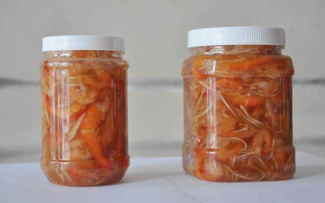 Tiệm Bánh Mè Xửng Tôm Chua Thiên Trúc