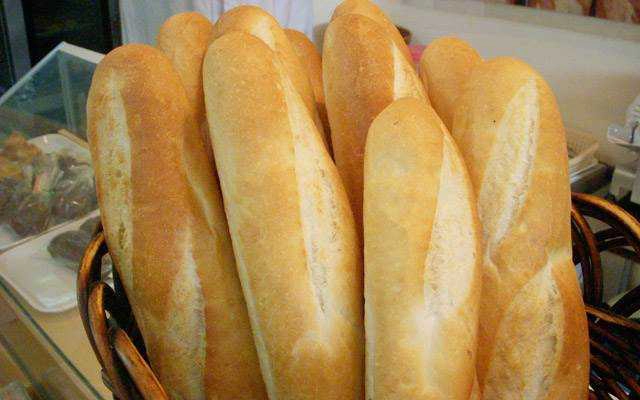 Tiệm Bánh Mì Những Chàng Trai - Lê Văn Khương