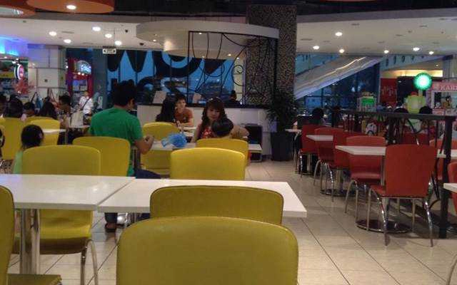 Tiệm Bánh Nowzone Food Court