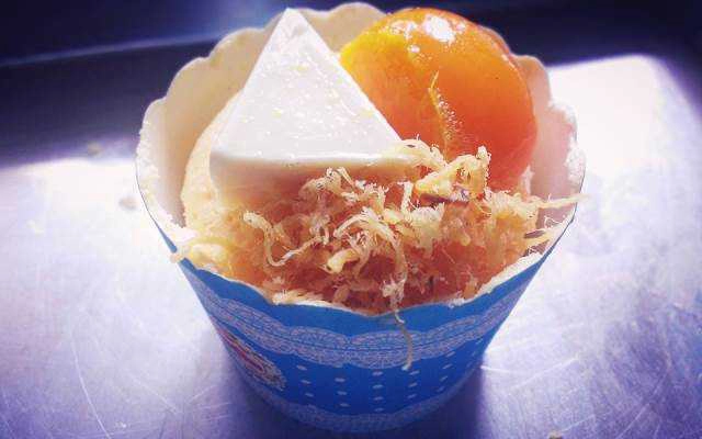 Tiệm Bánh Phát Phú - Bánh Bông Lan Trứng Muối