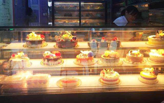 Tiệm Bánh Queen 3T Bakery