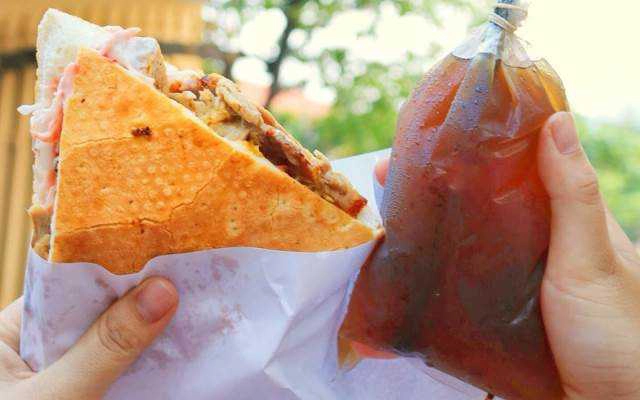 Tiệm Bánh Sunrise Kebab - Lê Lợi