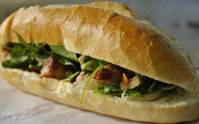 Tiệm Bánh Thành Tâm - Bánh Mì Heo Quay