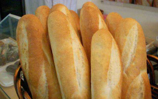 Tiệm Bánh Thủy Hiền - Lò Bánh Mì
