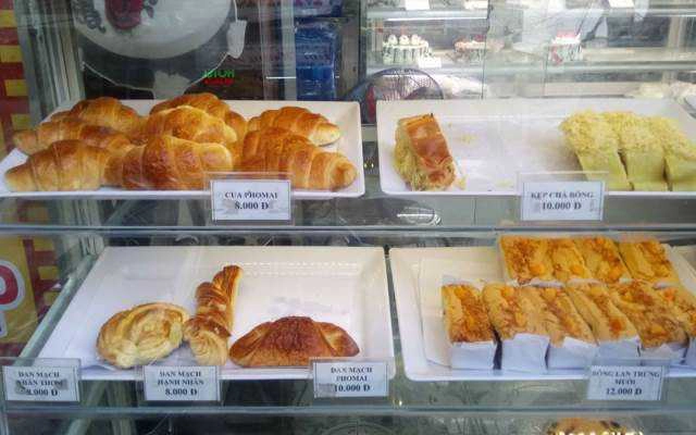 Tiệm Bánh Tiến Phát Bakery - Vạn Kiếp