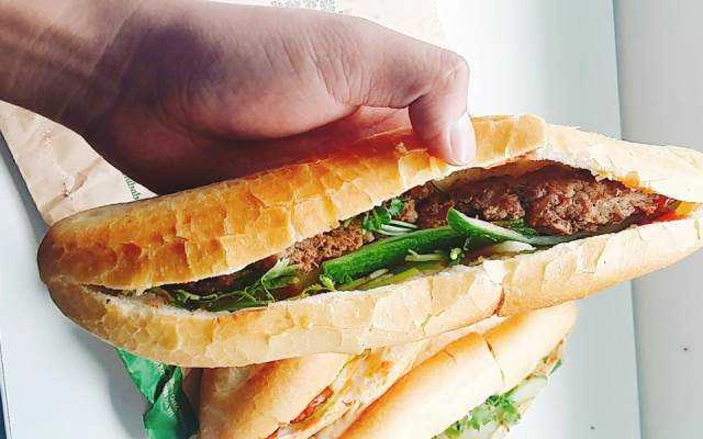 Tiệm Bánh Tuấn - Lò Bánh Mì