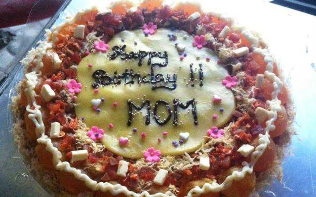 Tiệm Bánh Tuyết Ngọc - Drinks & Cakes - Shop Online