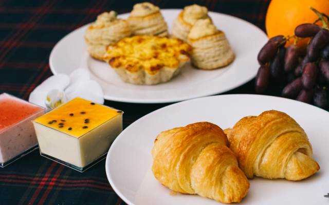 Tiệm Bánh Vbake Bakery Store