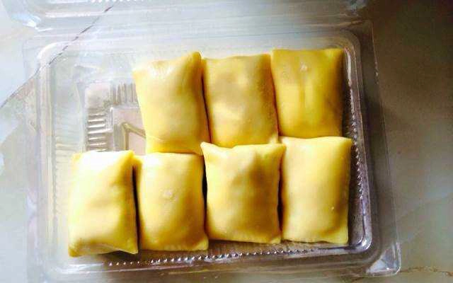 Tiệm Bánh Zét Bakery - Pancake Sầu Riêng - Xóm Đất