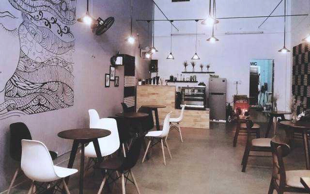 Tiệm Coffee