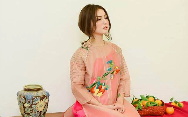 Tiệm Hữu Là La - Hàng Bông