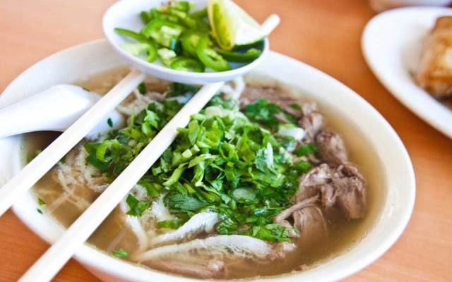 Quán Ăn Tiệm Phở Trung Hiếu - Nguyễn Văn Cừ