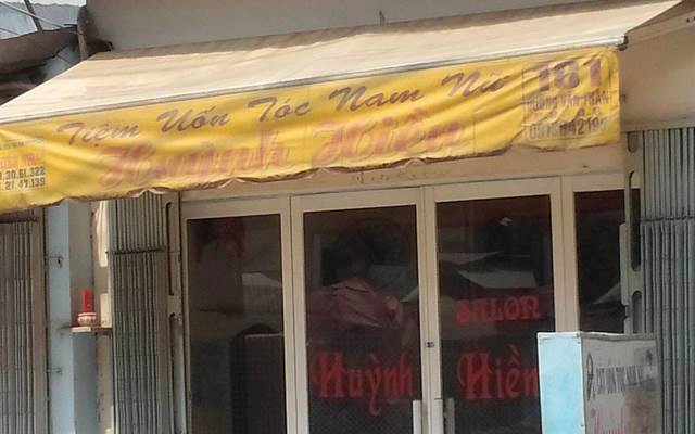 Tiệm Uốn Tóc Nam Nữ Huỳnh Hiền - Văn Thân