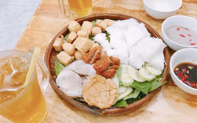 Quán Ăn Tiến Hải Quán - Bún Đậu Mắm Tôm - Hoàng Hoa Thám