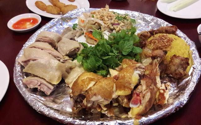 Quán Ăn Tiến Quang - Gà Tươi Mạnh Hoạch