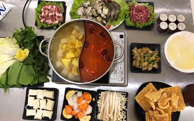 Quán Ăn Tít Thò Lò - Lẩu & Nướng