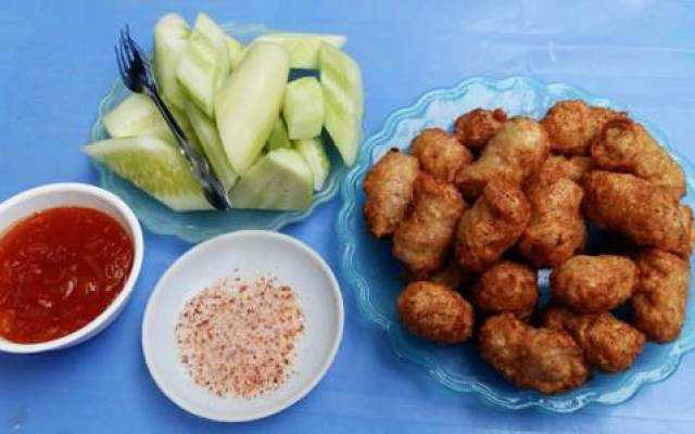 Tom's Corner - Ăn Vặt Quán