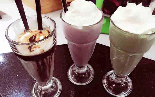 Trà, Cafe - Ngọc Hồi