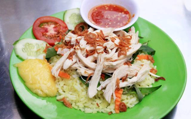 Quán Ăn Cơm Gà Trâm Anh - Bà Triệu