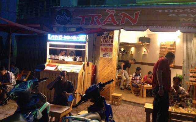 Cafe Trần Q4 - Bến Vân Đồn