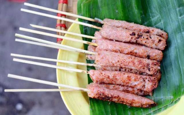 Quán Ăn Trần Công Châu - Nem Chua, Nem Ngọt Gia Truyền