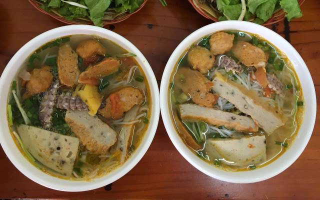 Quán Ăn Trần Lê - Bún Chả Cá