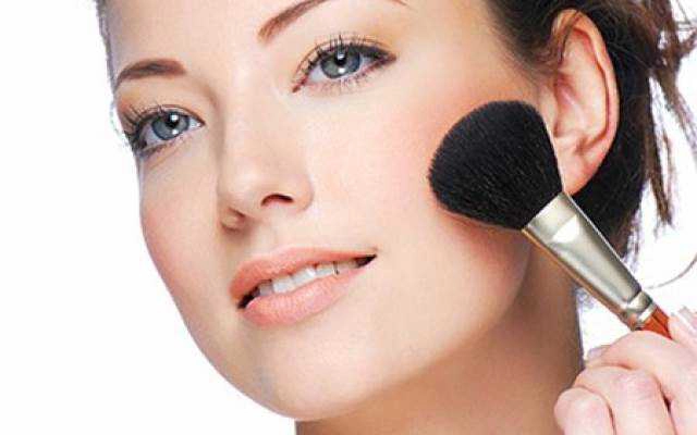 Trang điểm, make up Hạnh Nails & Make Up - Xô Viết Nghệ Tĩnh