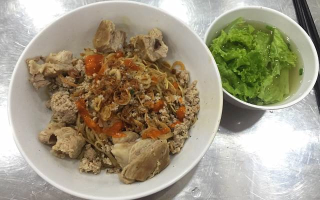 Quán Ăn Hủ Tiếu Nam Vang Triều Phong - Võ Văn Tần