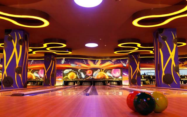 Trung Tâm Game & Bowling - Vincom Thủ Đức