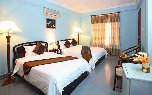 Trường Giang Hotel - Đội Cung