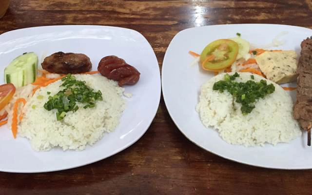 Quán Ăn Trường Tàu Cơm Tấm Bì