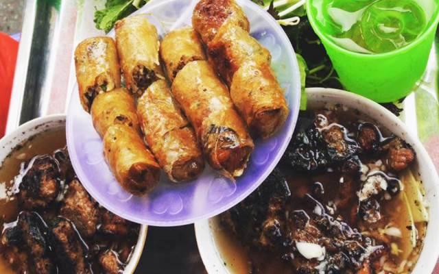 Quán Ăn Trường Yến - Bún Chả & Cơm Văn Phòng