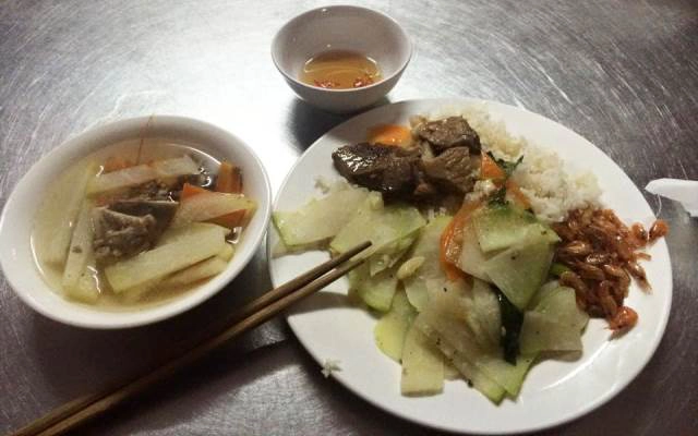 Quán Ăn Tú Hói - Cơm, Bún & Lẩu