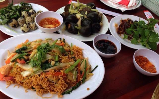 Quán Ăn Tư Nhớ 11 - Hải Sản Tươi Sống
