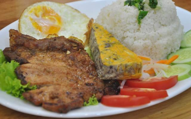 Quán Ăn Tứ Sơn - Cơm Tấm & Bún Thịt Nướng