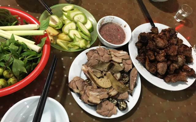 Quán Ăn Tuần Đạt - Thịt Chó Đủ Món