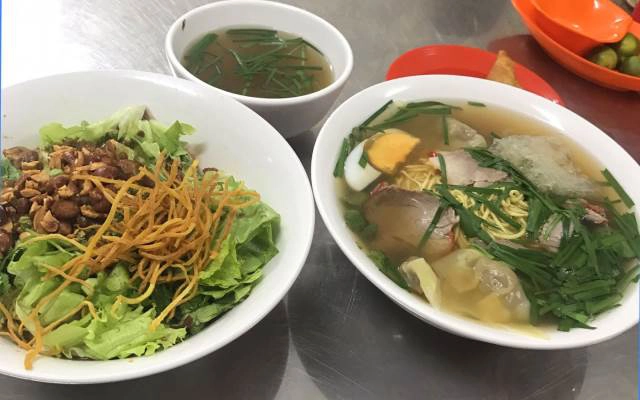Quán Ăn Tuấn Tầu & Gia Bảo - Mì Vằn Thắn & Mì Băm Viên