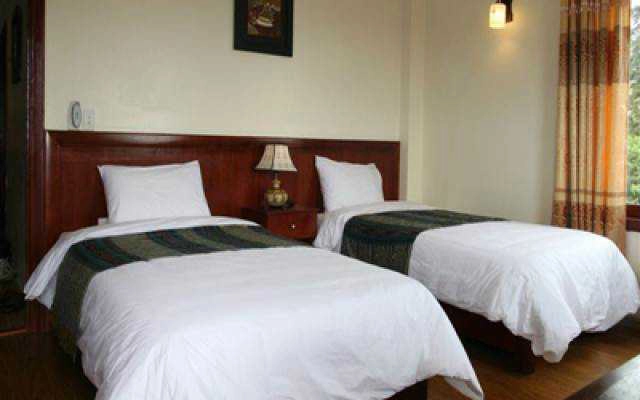 Tulip Hotel - Vũ Ngọc Phan