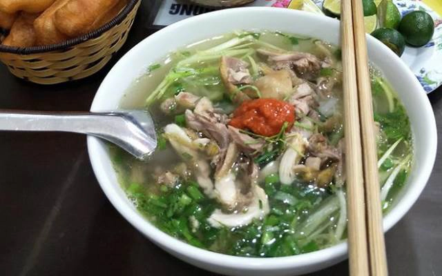Quán Ăn Tùng Gà - Phở Gà & Mì Gà Tần