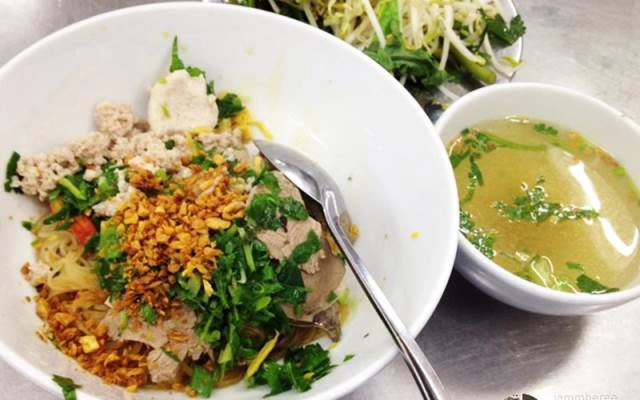 Quán Ăn Tường Phát - Hủ Tiếu Nam Vang - Đường Số 7