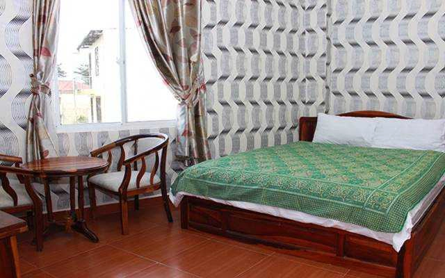 Tuyết Hương Hotel